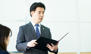 特許業務法人ライトハウス国際特許事務所代表弁理士 田村良介様